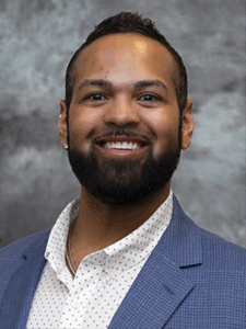 Headshot of Antonio Paris